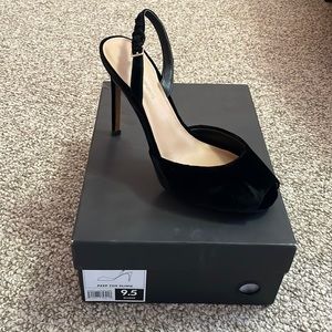 NWT BR heels